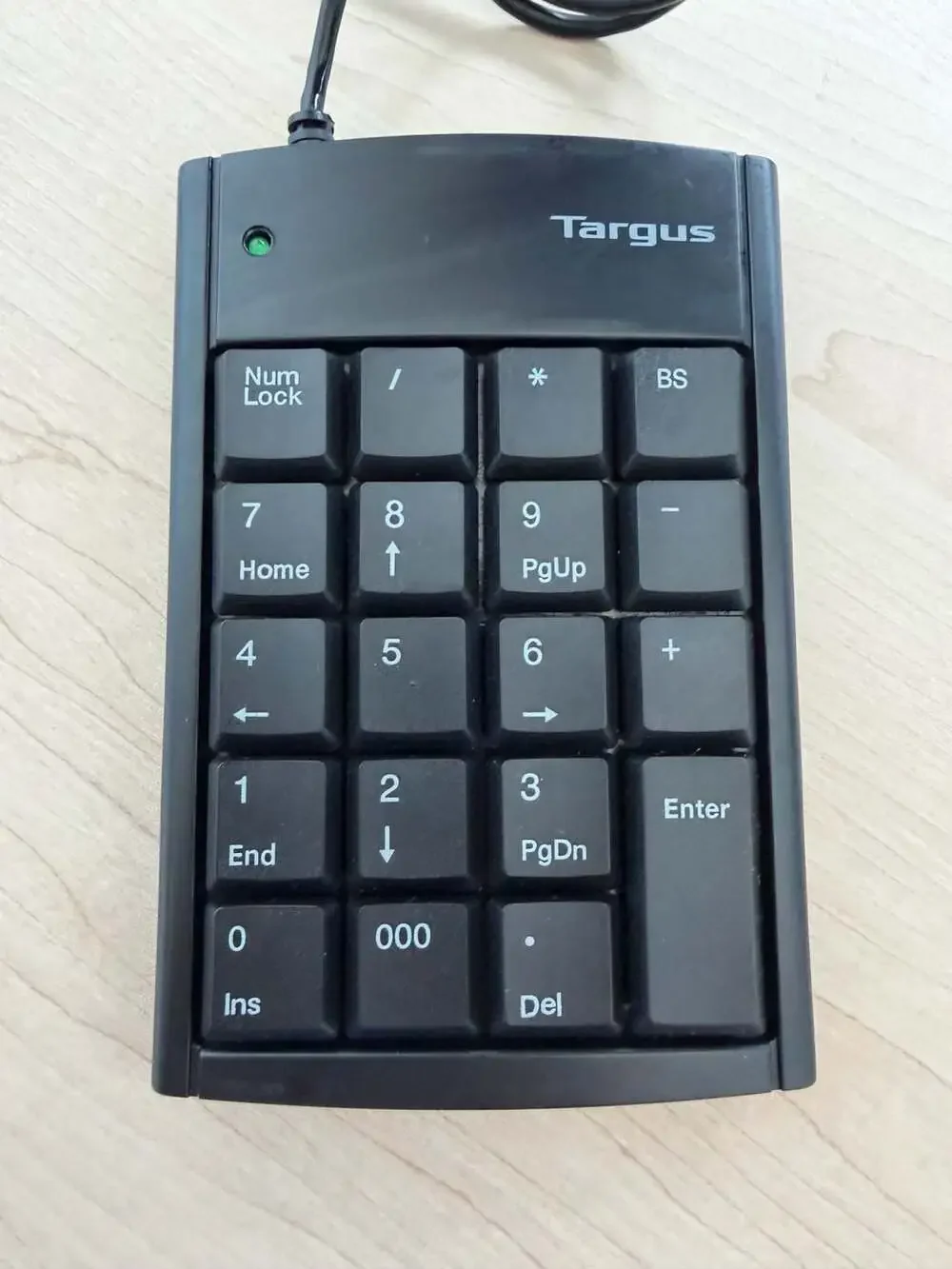 Targus Numeric Keypad with 2 USB Ports Model PAKP004A
